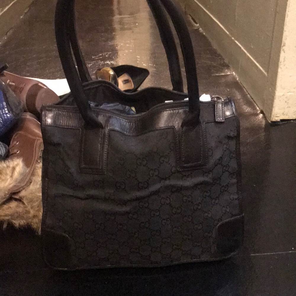 Gucci handbag